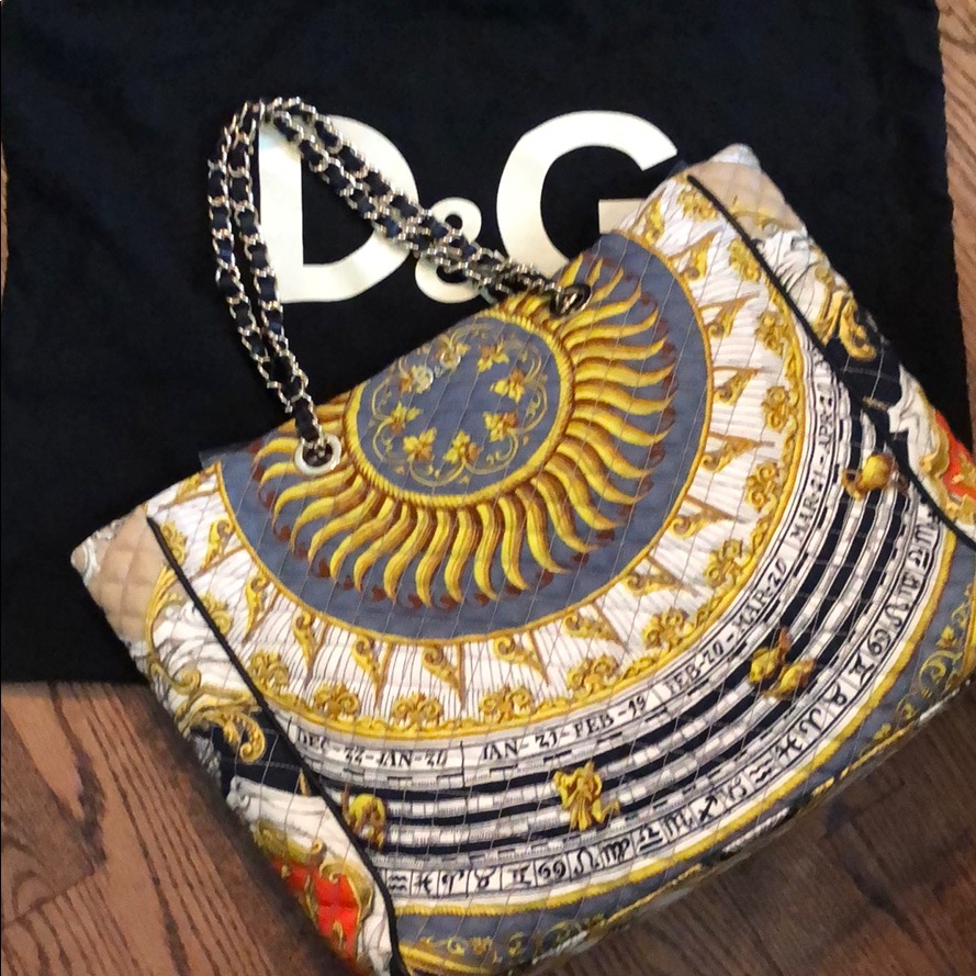 Soldauthentic D & G Canvas Tote Bag W Tags!